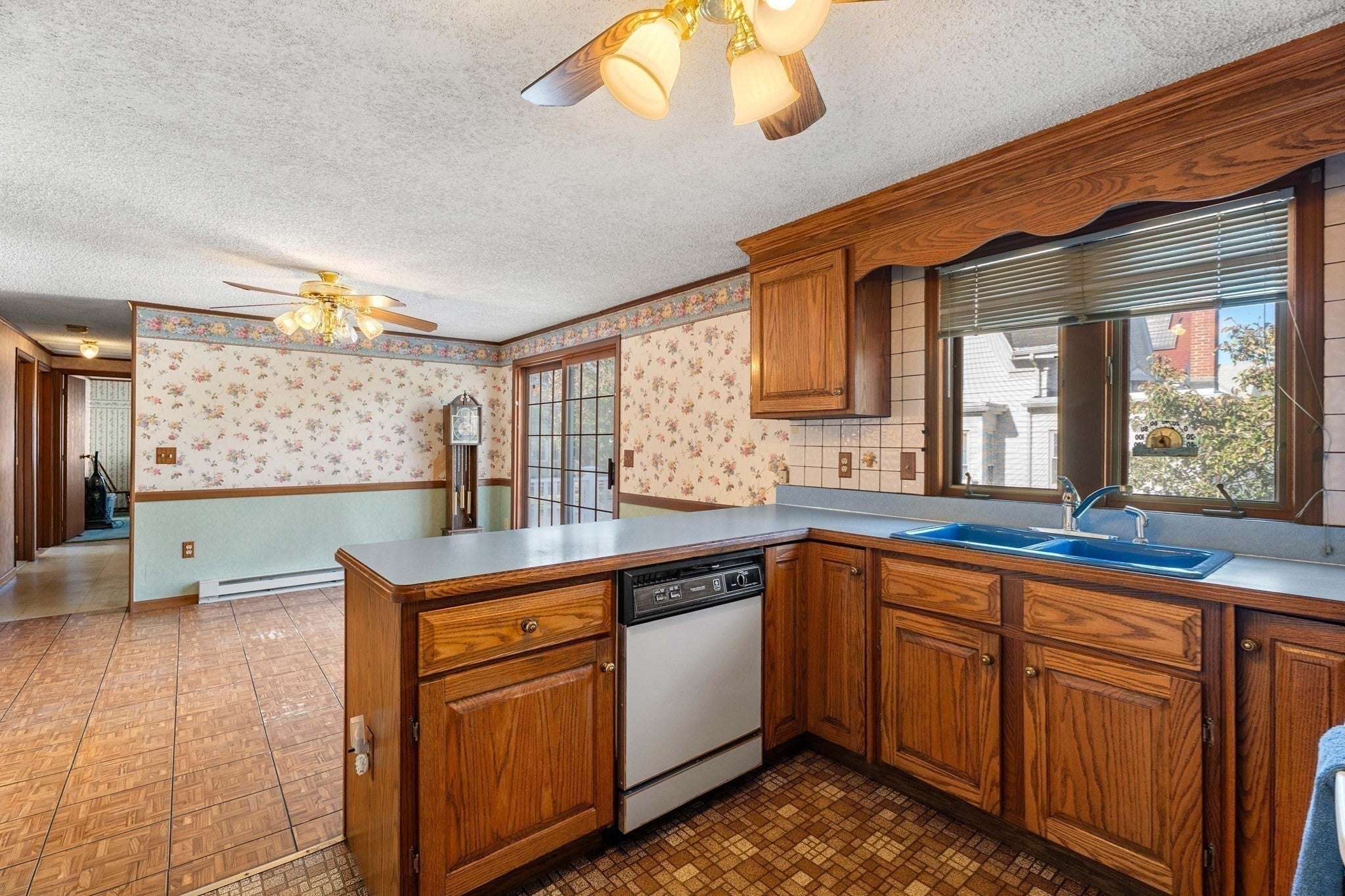 35 Ford Street, Lynn, MA, 35 Ford Street, Lynn, MA Photo #7