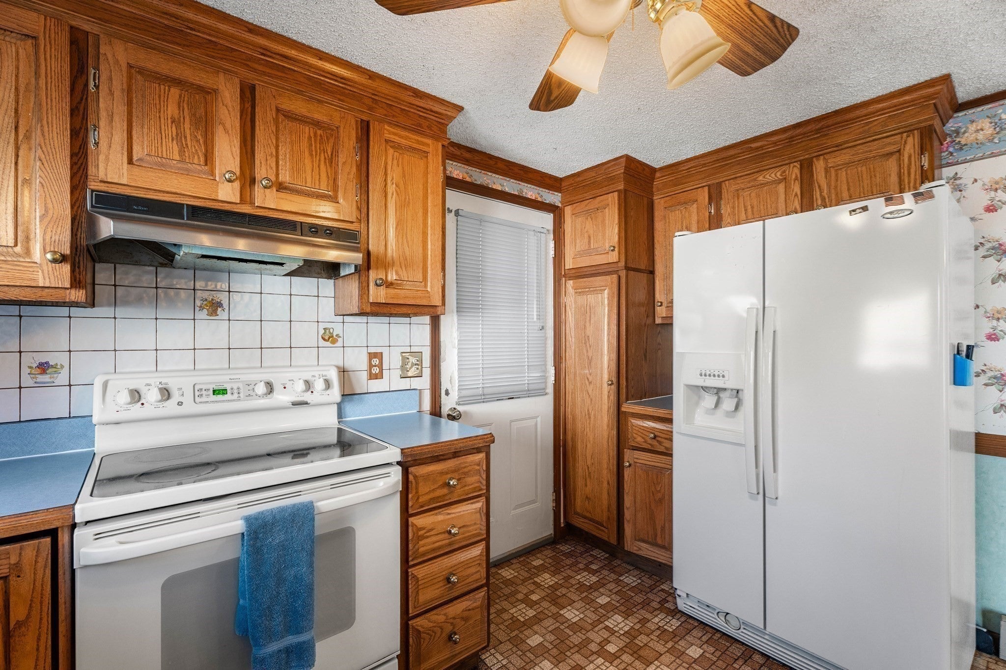35 Ford Street, Lynn, MA, 35 Ford Street, Lynn, MA Photo #8