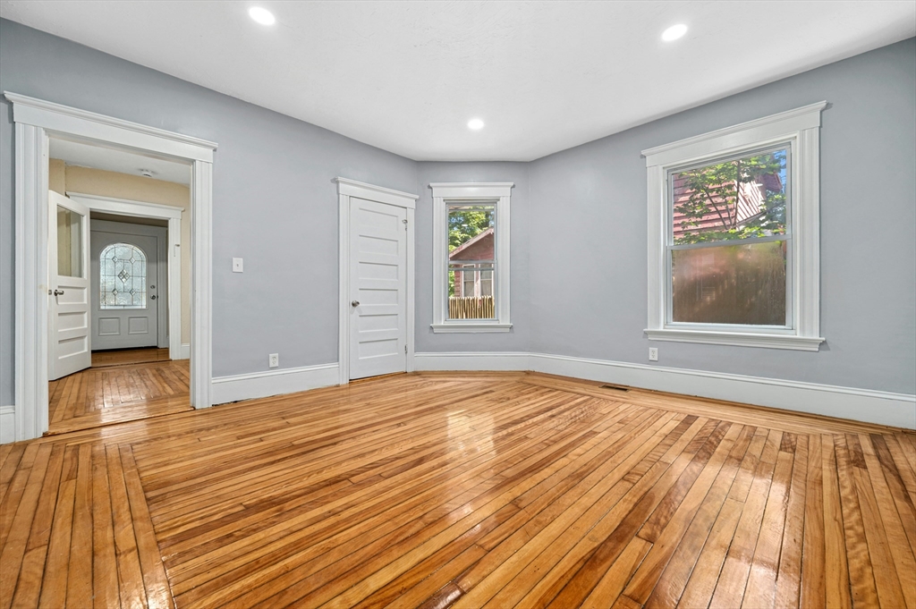 139 Lincoln St