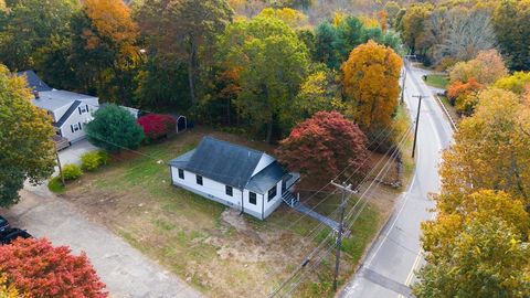 80 Gifford Rd Westport MA 02790