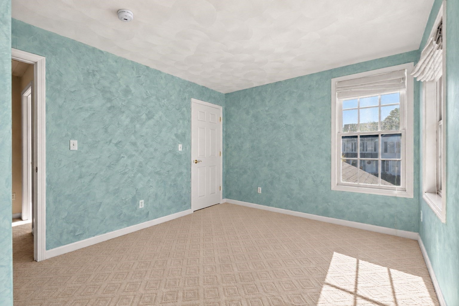 12 Wood Ln, Lawrence, MA Photo #21
