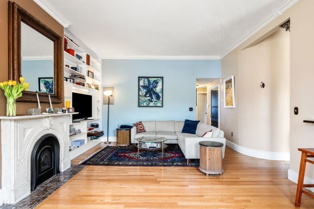 536 Massachusetts Ave 4