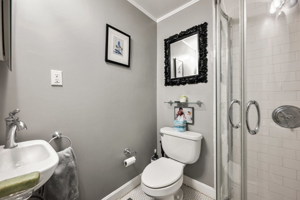536 Massachusetts Ave #4, Boston, MA Photo #25