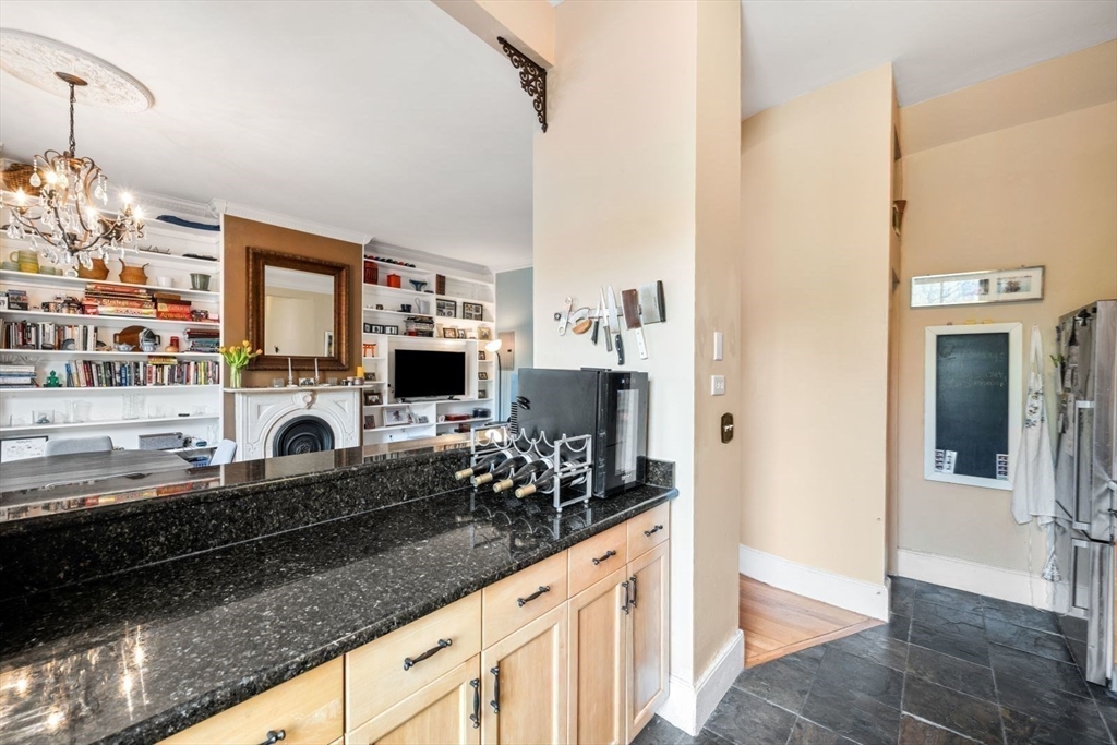 536 Massachusetts Ave #4, Boston, MA Photo #16
