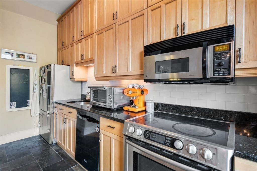 536 Massachusetts Ave #4, Boston, MA Photo #15