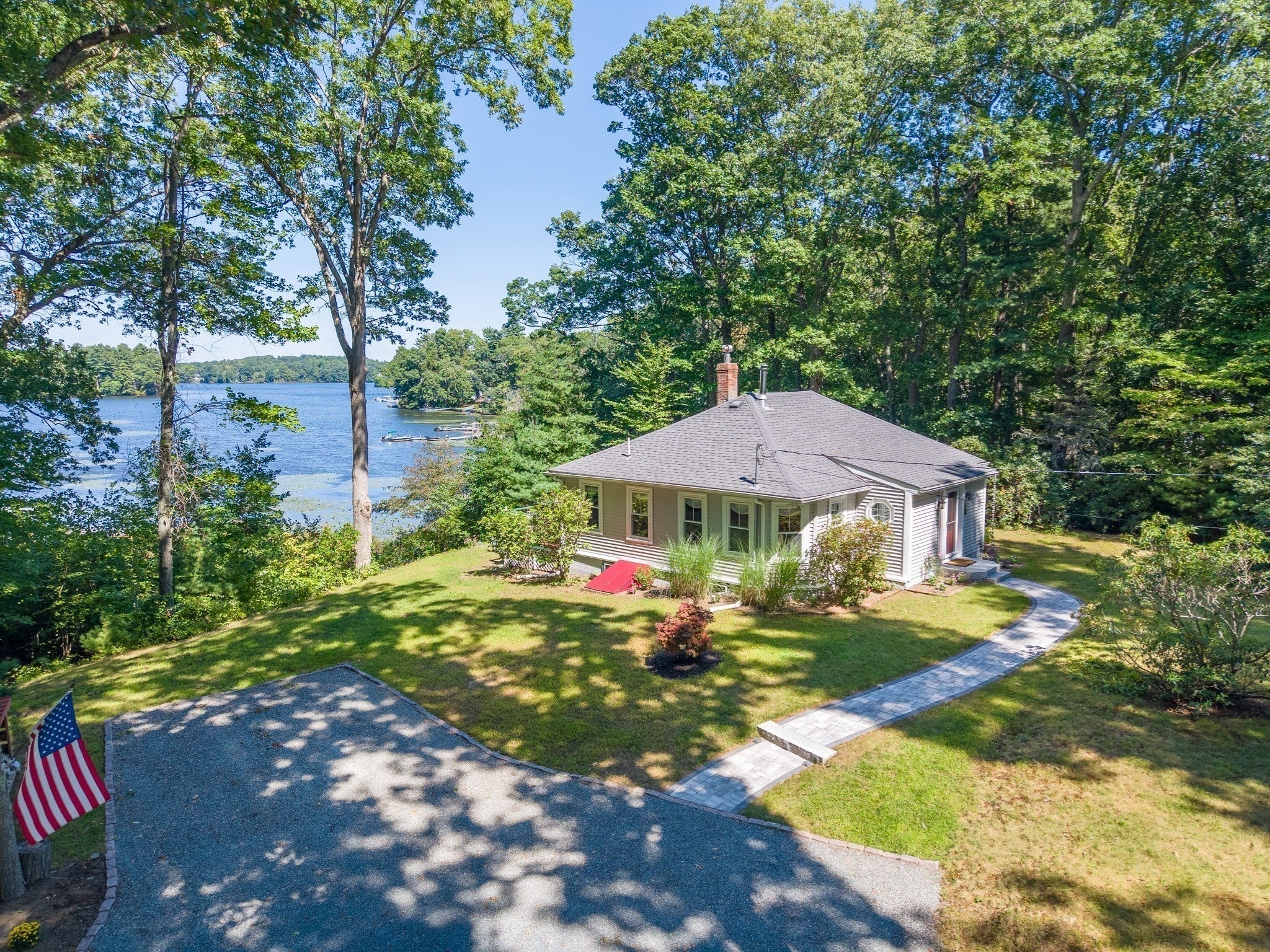 40 Chestnut St, Foxboro, MA Photo #3