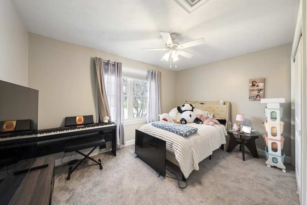 35 J Davis Rd, Charlton, MA Photo #18