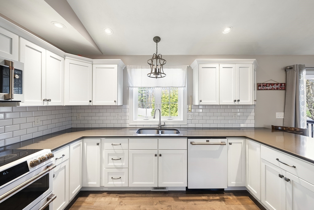 35 J Davis Rd, Charlton, MA Photo #10