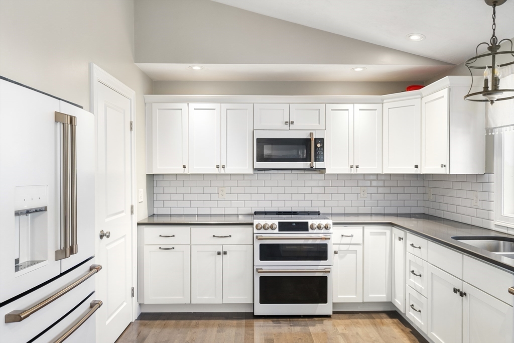 35 J Davis Rd, Charlton, MA Photo #11