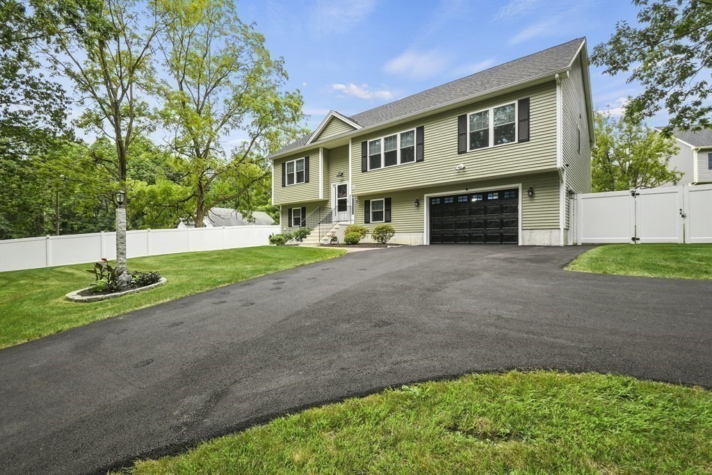 35 J Davis Rd, Charlton, MA Photo #2
