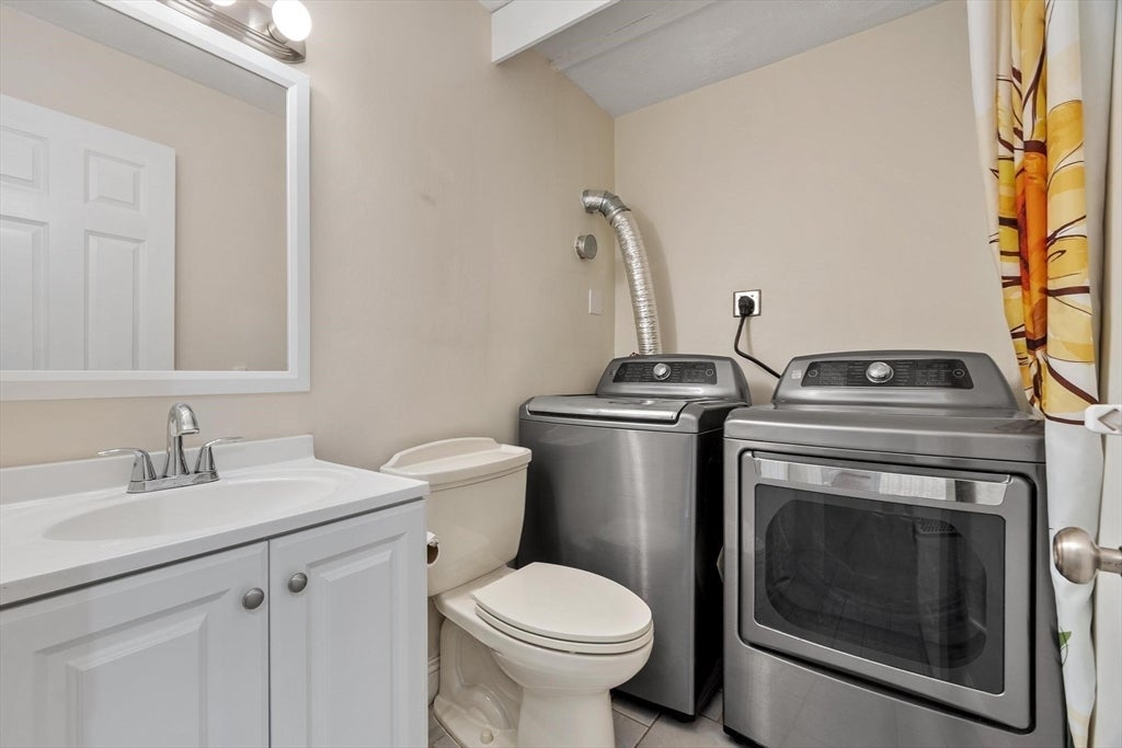 10 Village Ln #4, Tyngsborough, MA, 10 Village Ln #4, Tyngsborough, MA Photo #12