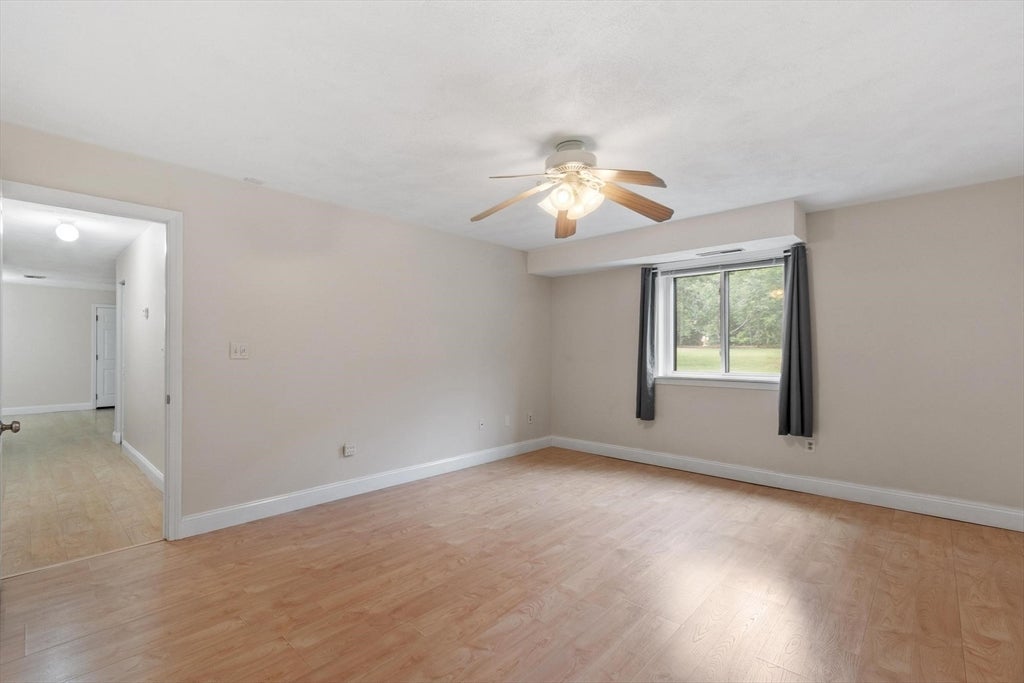 10 Village Ln #4, Tyngsborough, MA, 10 Village Ln #4, Tyngsborough, MA Photo #13