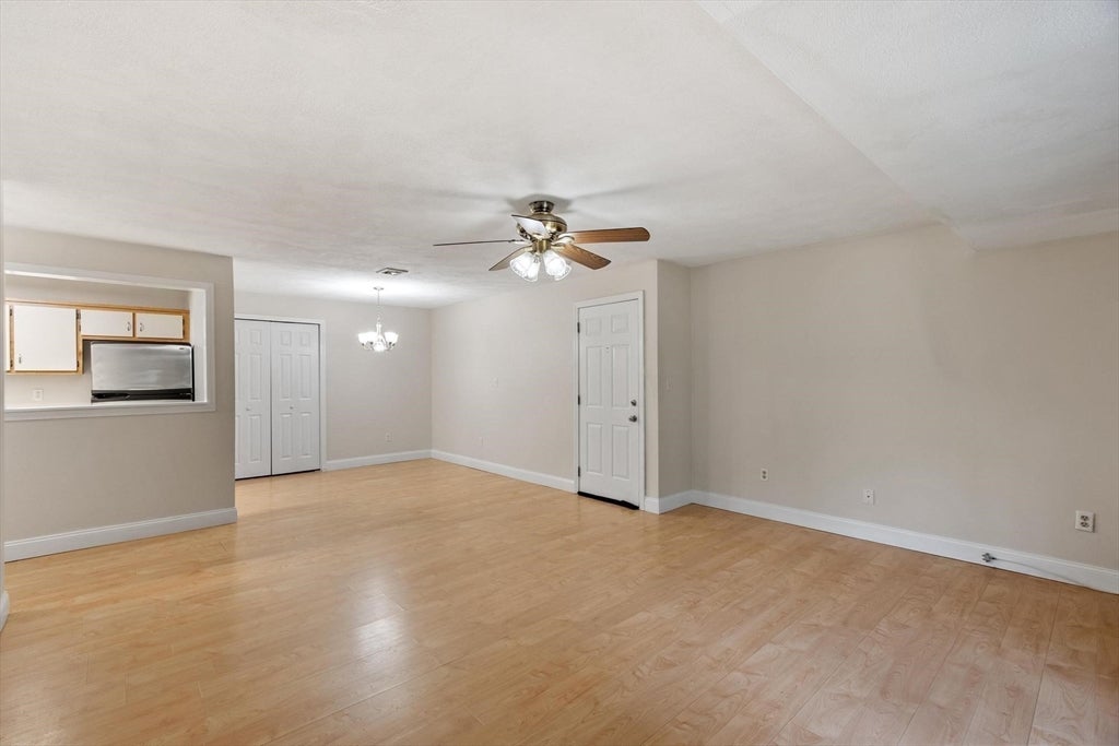 10 Village Ln #4, Tyngsborough, MA, 10 Village Ln #4, Tyngsborough, MA Photo #7