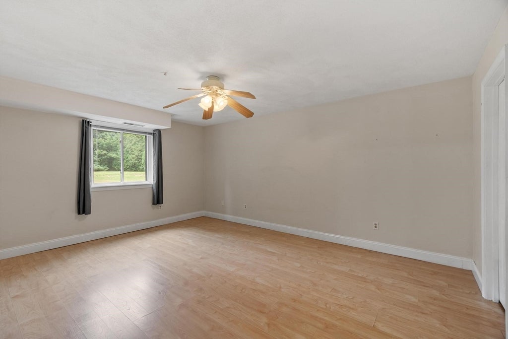 10 Village Ln #4, Tyngsborough, MA, 10 Village Ln #4, Tyngsborough, MA Photo #15