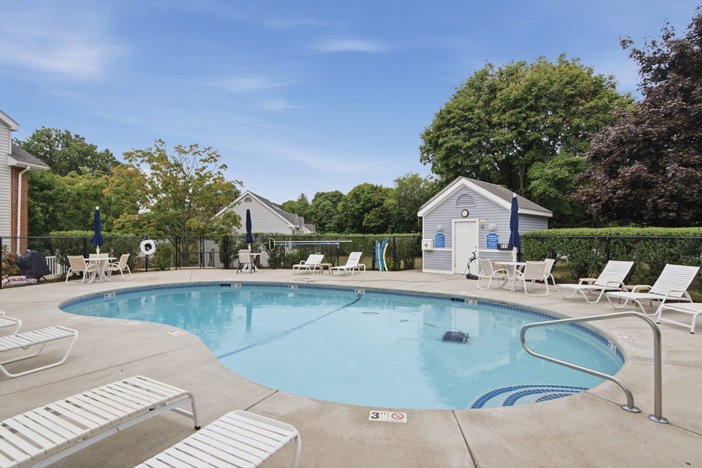 26 School St #204, Hull, MA, 26 School St #204, Hull, MA Photo #31
