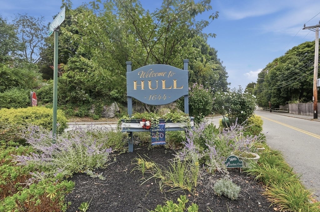 26 School St #204, Hull, MA, 26 School St #204, Hull, MA Photo #2