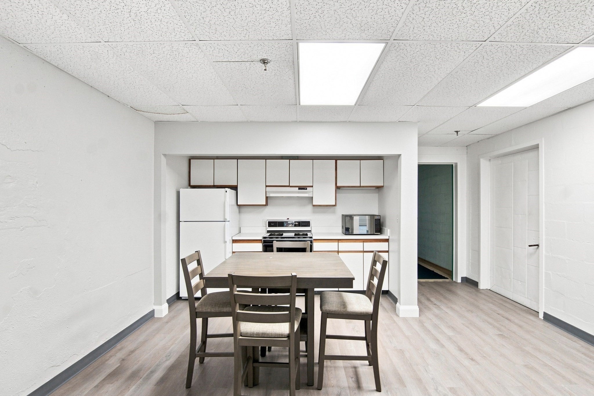 26 School St #204, Hull, MA, 26 School St #204, Hull, MA Photo #35