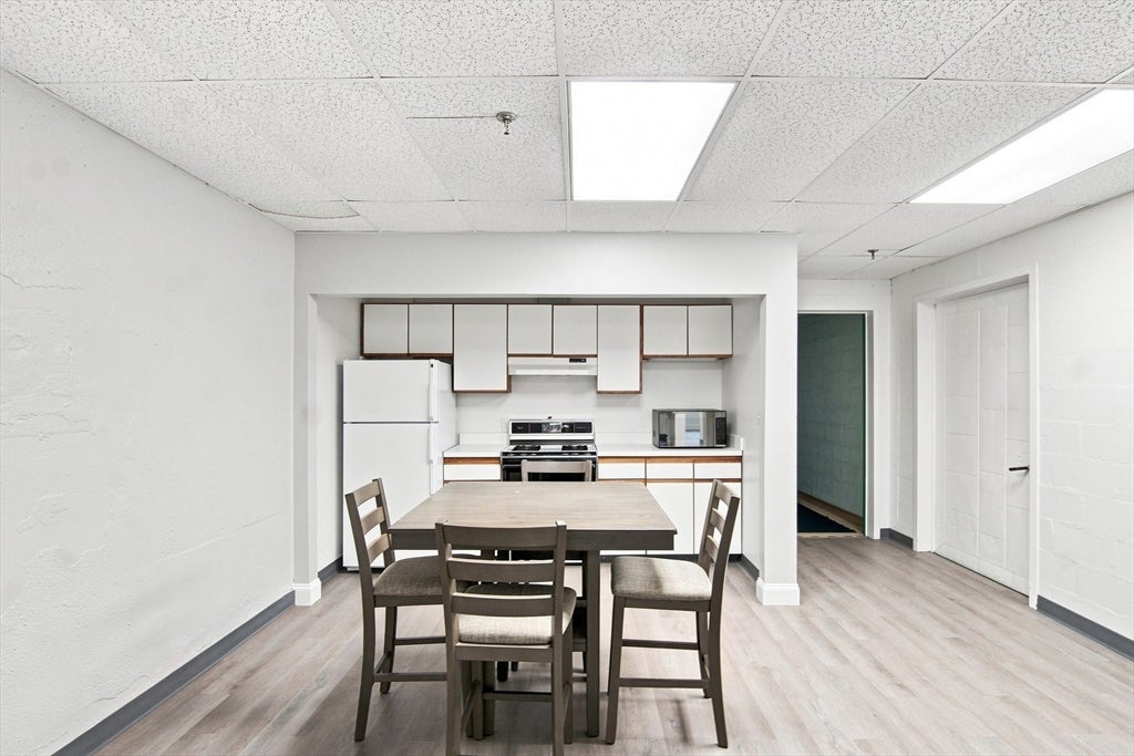 26 School St #204, Hull, MA, 26 School St #204, Hull, MA Photo #35