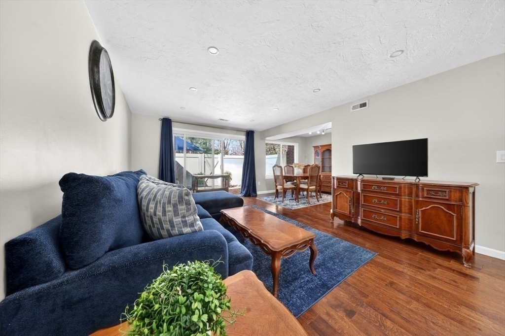 94 Cottonwood Dr 94