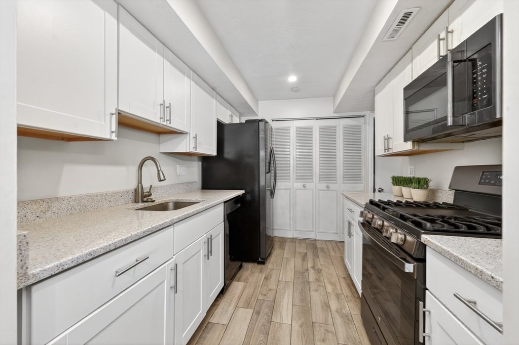 94 Cottonwood Dr 94