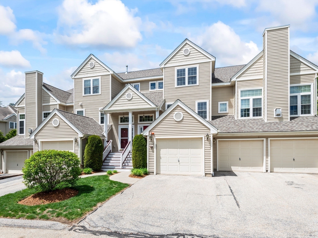 102 Lordvale Blvd 102