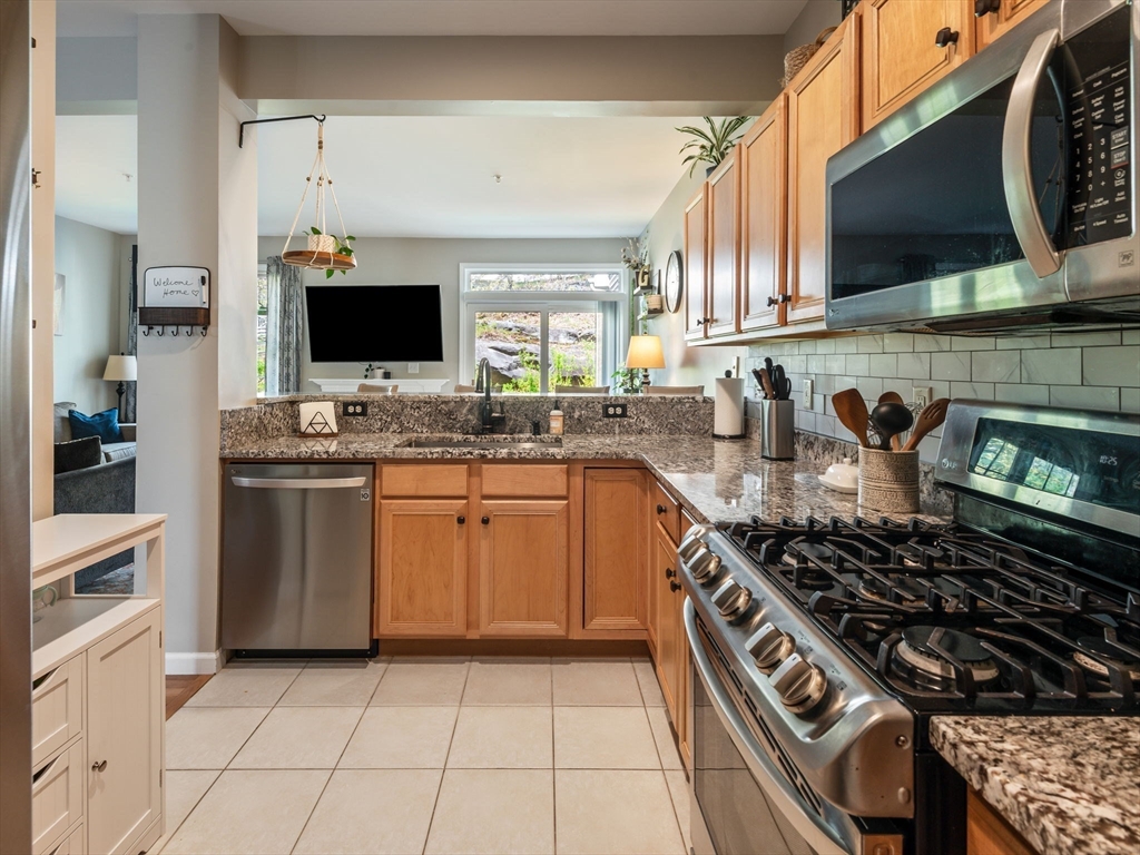 102 Lordvale Blvd #102, Grafton, MA Photo #13