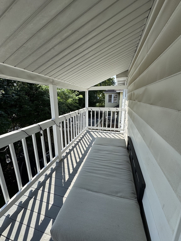 Belmont, Massachusetts 02478, United States, 2 Bedrooms Bedrooms, ,1 BathroomBathrooms,Residential,Active,168171