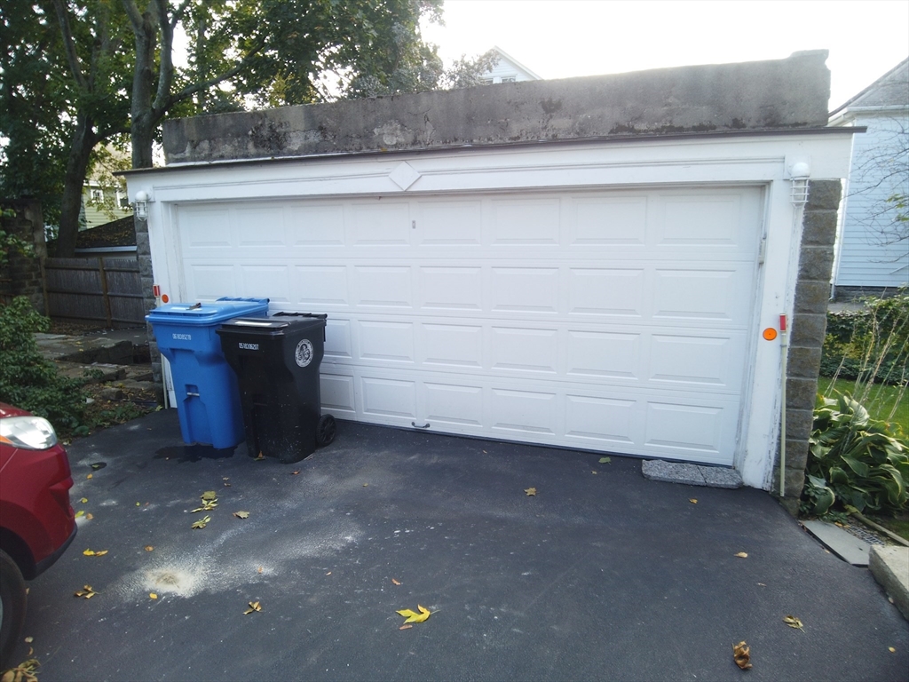 Belmont, Massachusetts 02478, United States, 2 Bedrooms Bedrooms, ,1 BathroomBathrooms,Residential,Active,168171