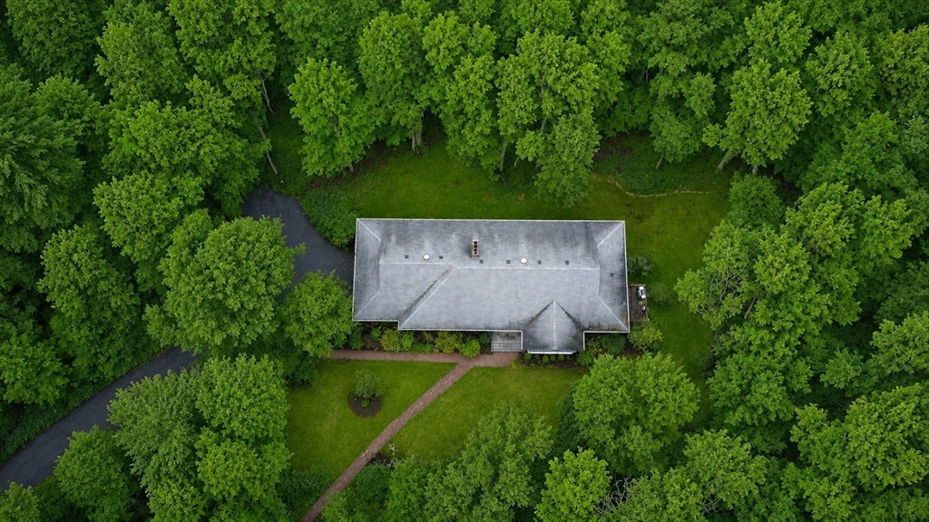 80 Doublet Hill Road
