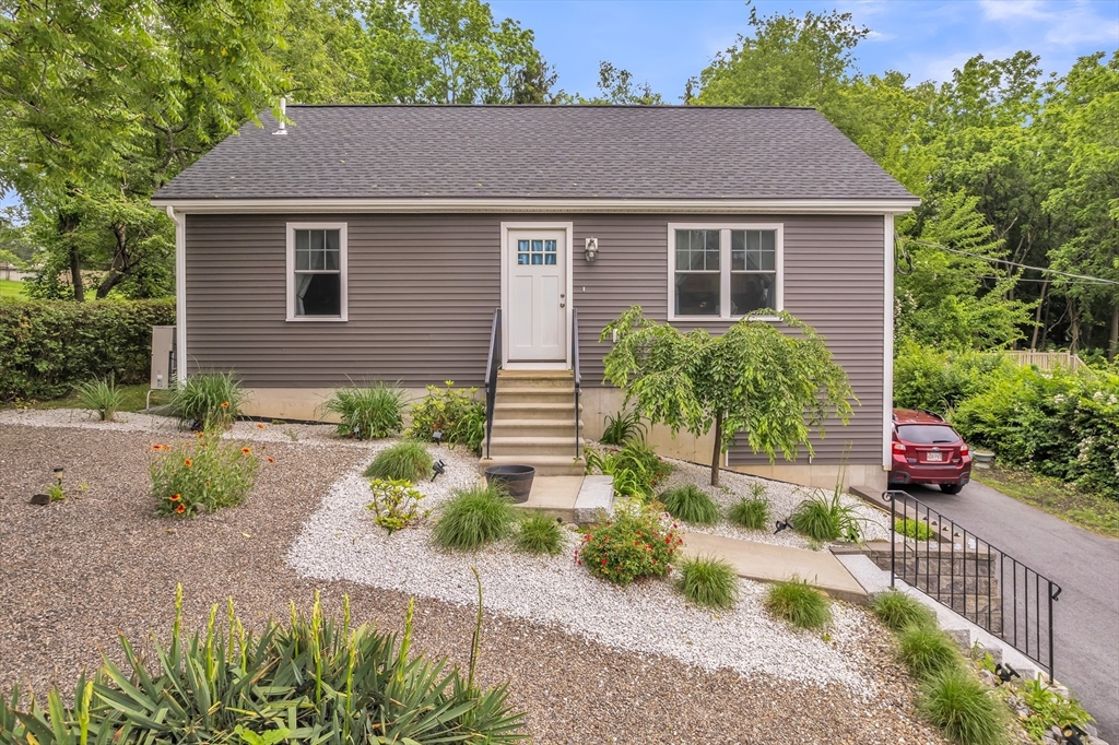 12 Cliff St