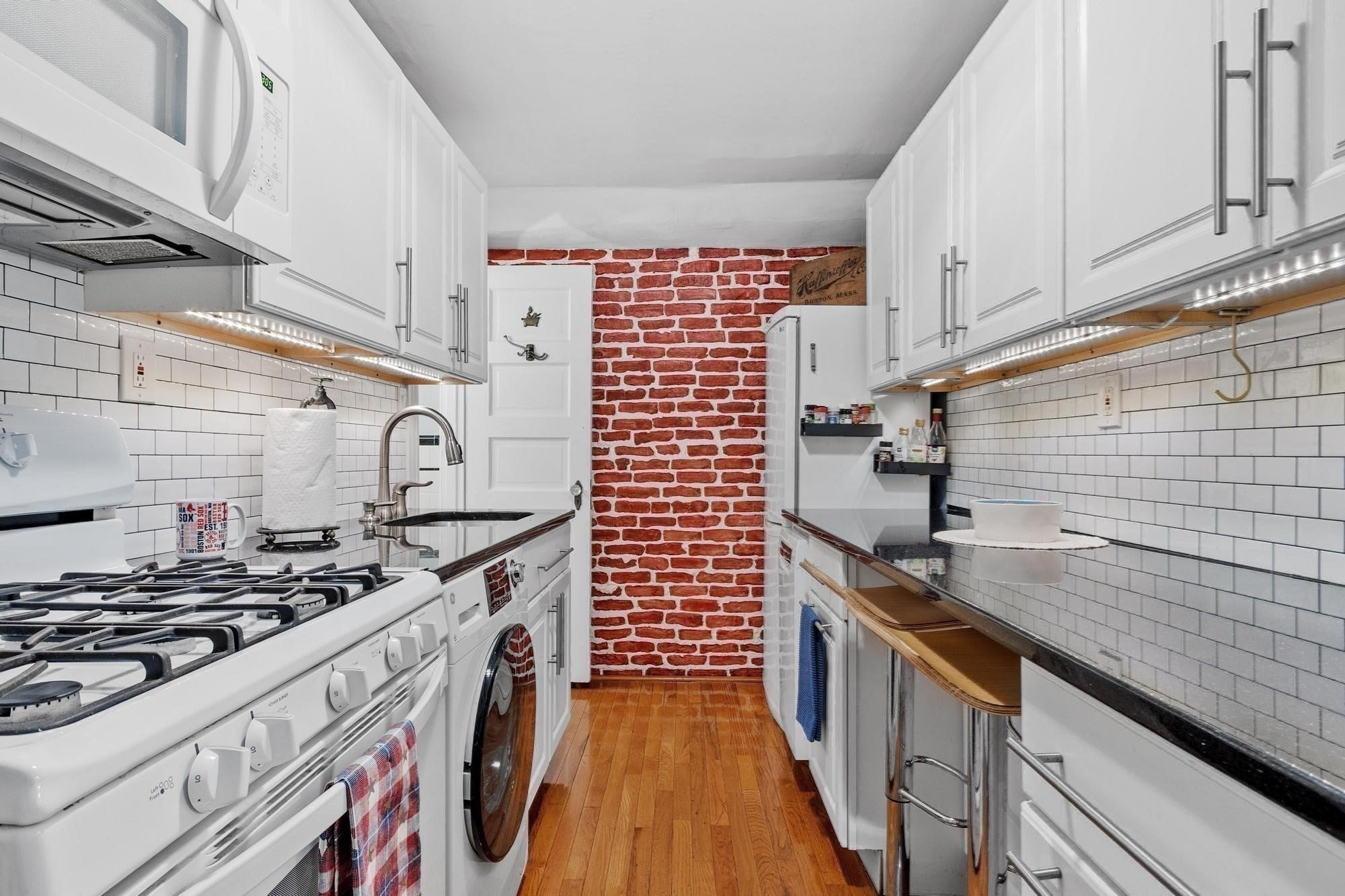 51 Revere St #1, Boston, MA, 51 Revere St #1, Boston, MA Photo #15