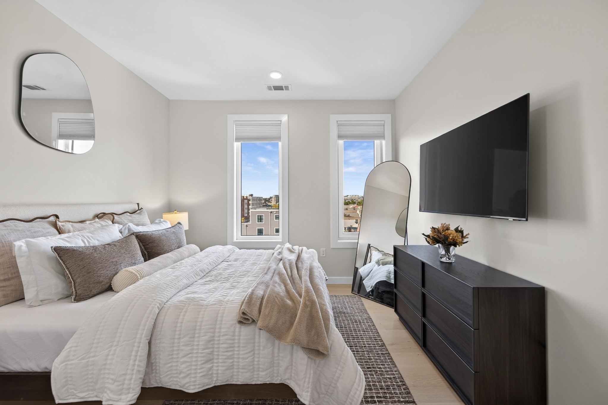 2-10 Maverick Sq PH604, Boston, MA Photo #13