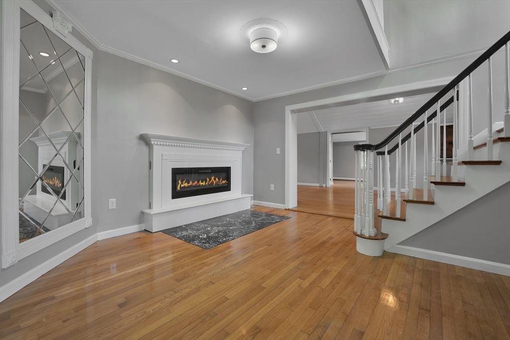 1261 N Hixville Rd