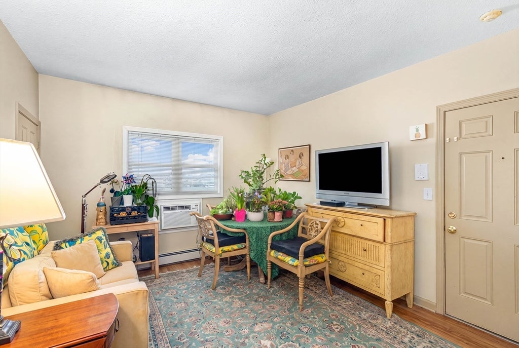464 Bank St #9, Fall River, MA, 464 Bank St #9, Fall River, MA Photo #4