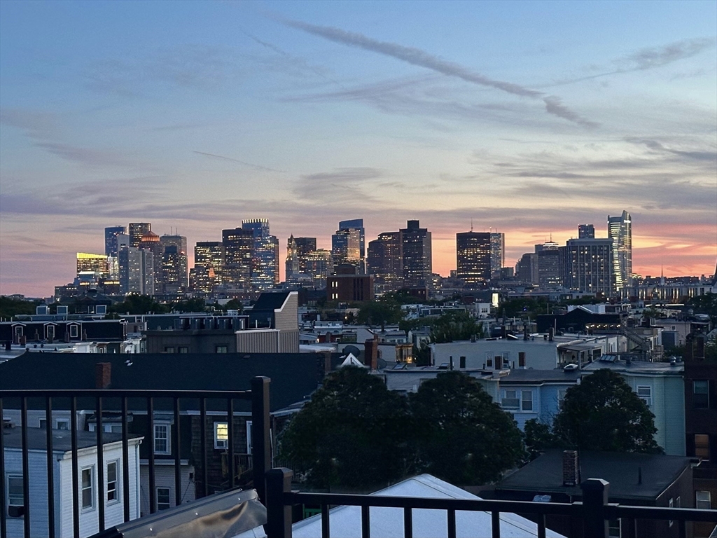 219 Saratoga Street 3