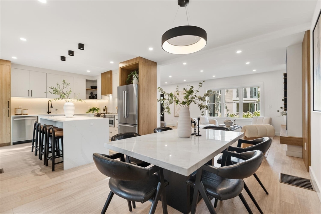 6 Wyman Court 6