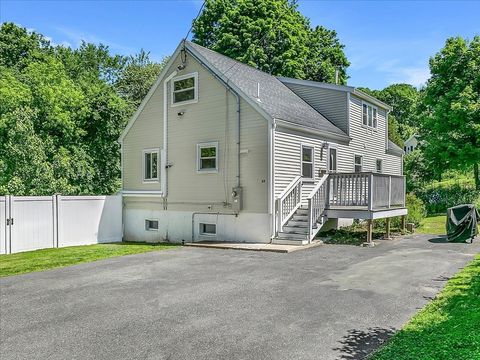 Photo of 25 King Terrace, Beverly, MA 01915 (MLS # 73533186)