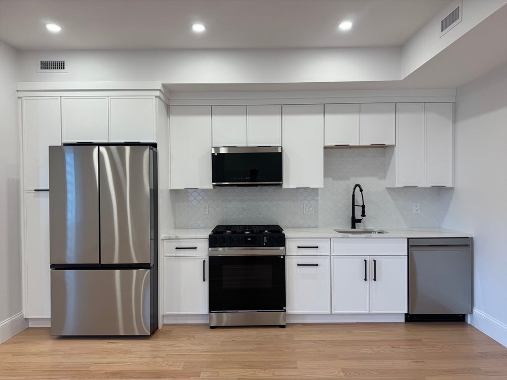 531 Bennington ST #2, Boston, MA, 531 Bennington ST #2, Boston, MA Photo #2