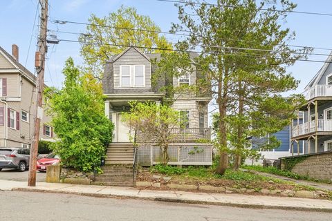75 Sycamore St Everett MA 02149