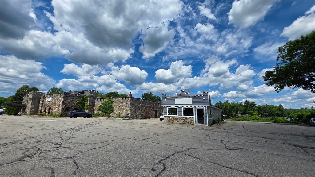 1230 Main St