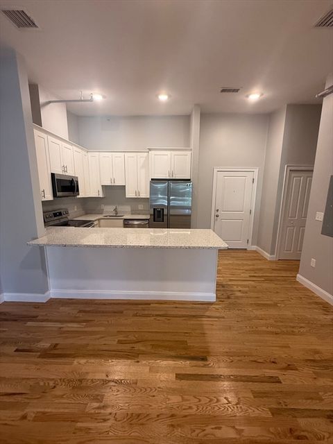 20 Locust 311 Danvers MA 01923