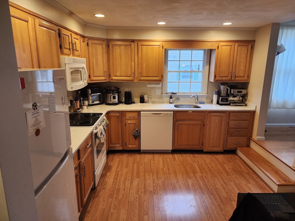 801 Manor Terrace #801, Lexington, MA, 801 Manor Terrace #801, Lexington, MA Photo #3