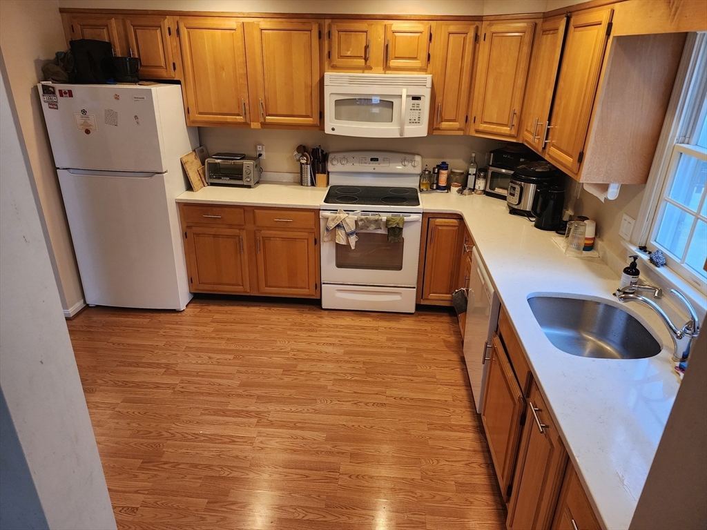 801 Manor Terrace #801, Lexington, MA, 801 Manor Terrace #801, Lexington, MA Photo #4