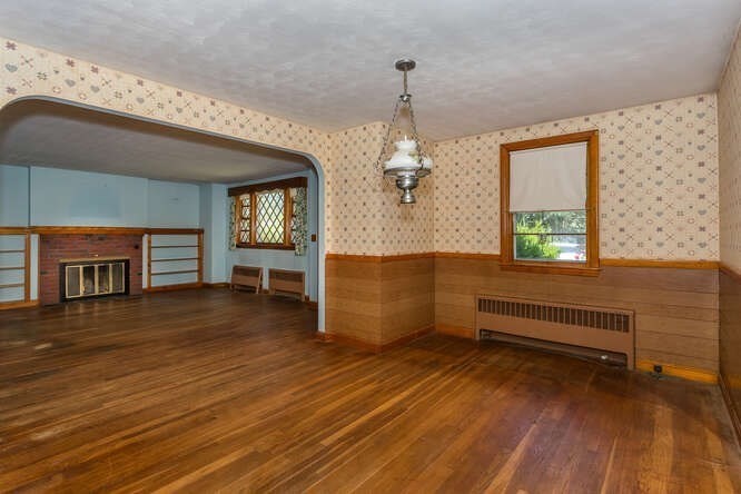 18 Daly Dr