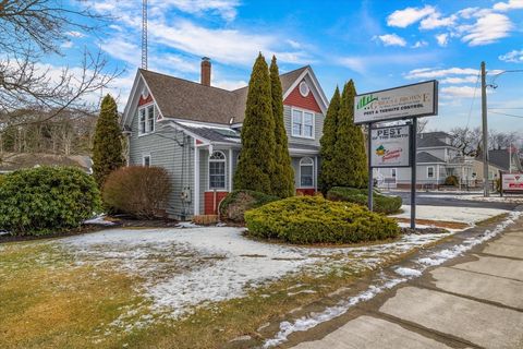 203 Main St Bourne MA 02532