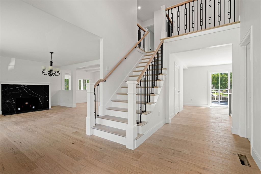 97 Lovejoy Rd