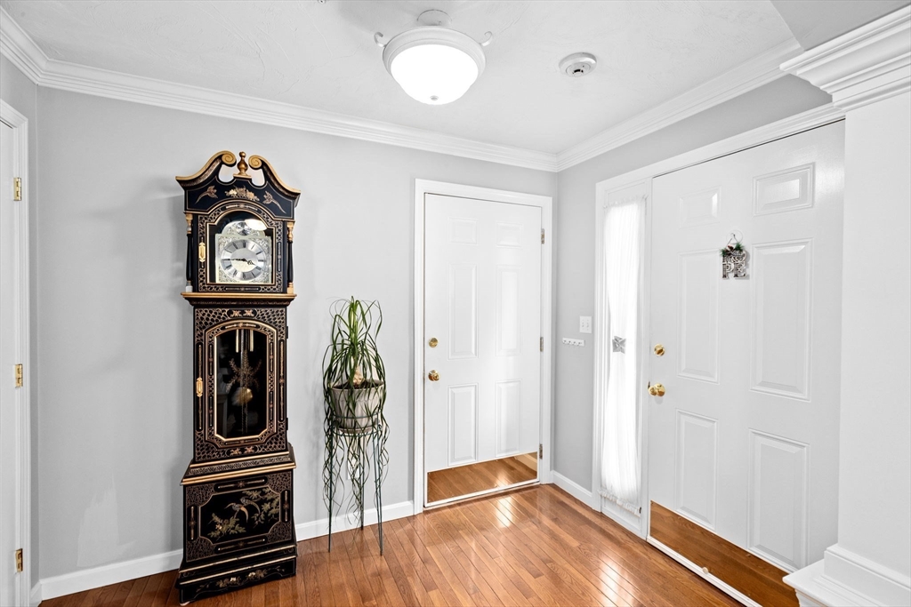 208 Rembrandt Way 208