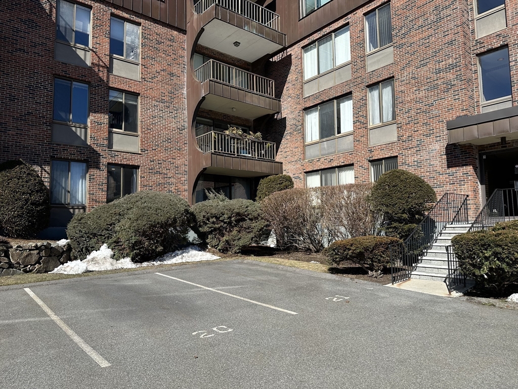 1004 Paradise Rd 1K
