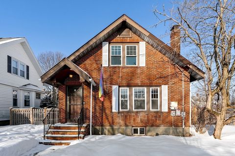 25 Moffat Road Quincy MA 02169