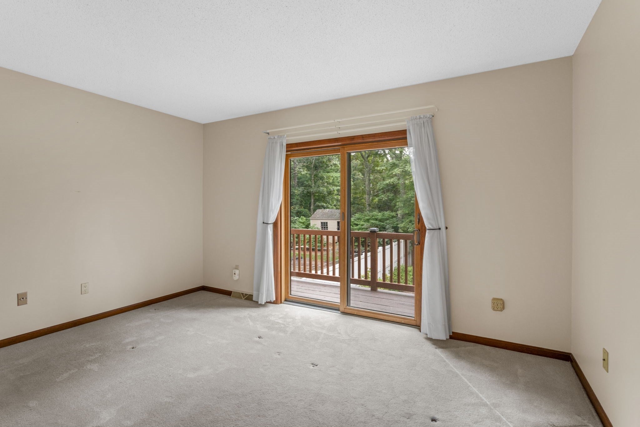 2 Robin Rd, Sandwich, MA Photo #16